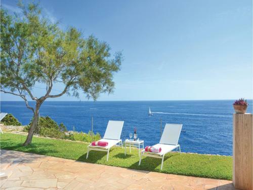 Four-bedroom Holiday Home In Porto Colom
