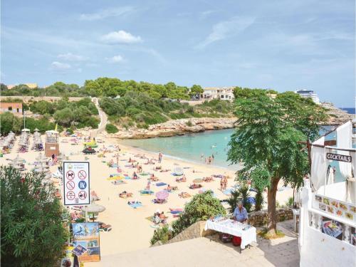 Four-bedroom Holiday Home In Porto Colom