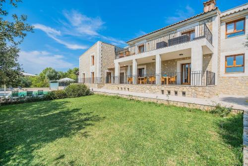 Port D'alcudia Villa Sleeps 12 Pool Wifi