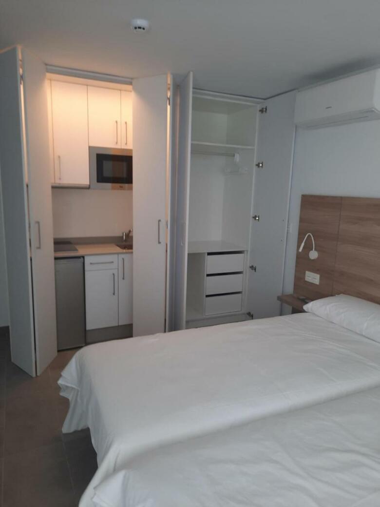 Hotel Kikere Studios