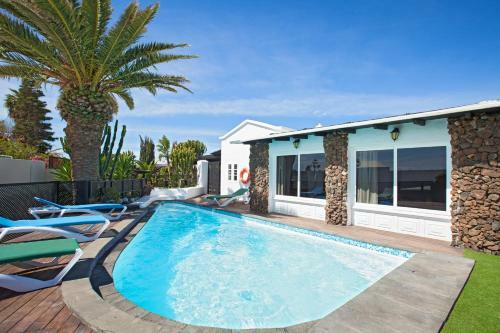 Villa Jessica Suites