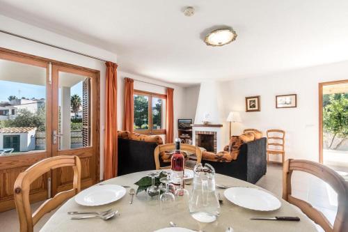 Port De Pollenca Chalet Sleeps 4 Pool Air Con Wifi