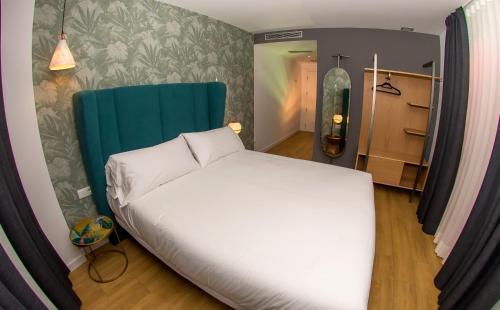 Hotel Javier Montero