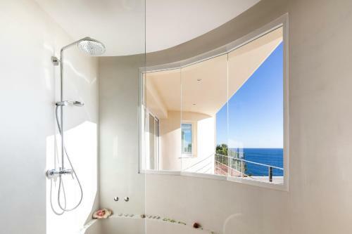 Villa Infinity -amazing Luxury Villa 3 Pools & Jacuzzi