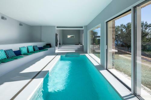 Villa Infinity -amazing Luxury Villa 3 Pools & Jacuzzi