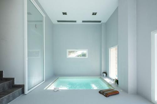 Villa Infinity -amazing Luxury Villa 3 Pools & Jacuzzi