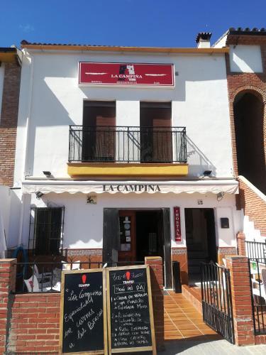 Hostal La Campi�a