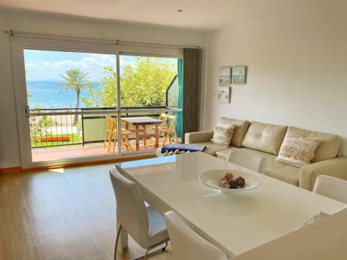 Apartamento Primera Linea De Mar Centro Roses