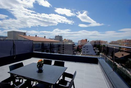 Inmosantos Apartaments Nuria