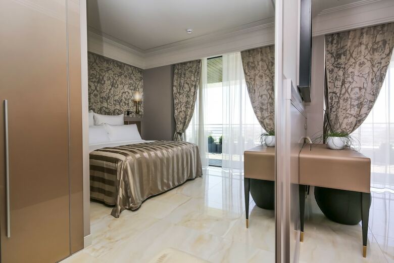 Al�briga Hotel & Homesuites