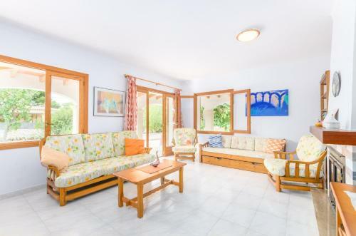 Casa Aina