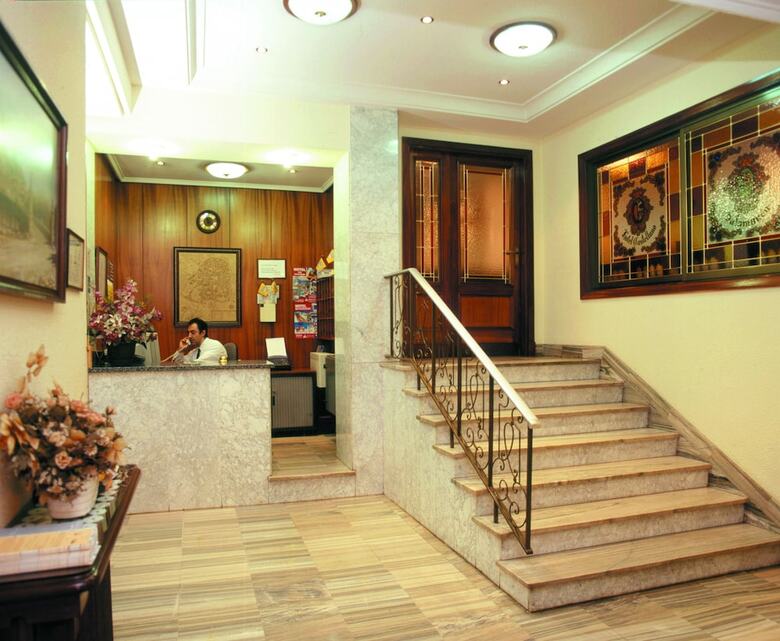Hotel Castellano Centro