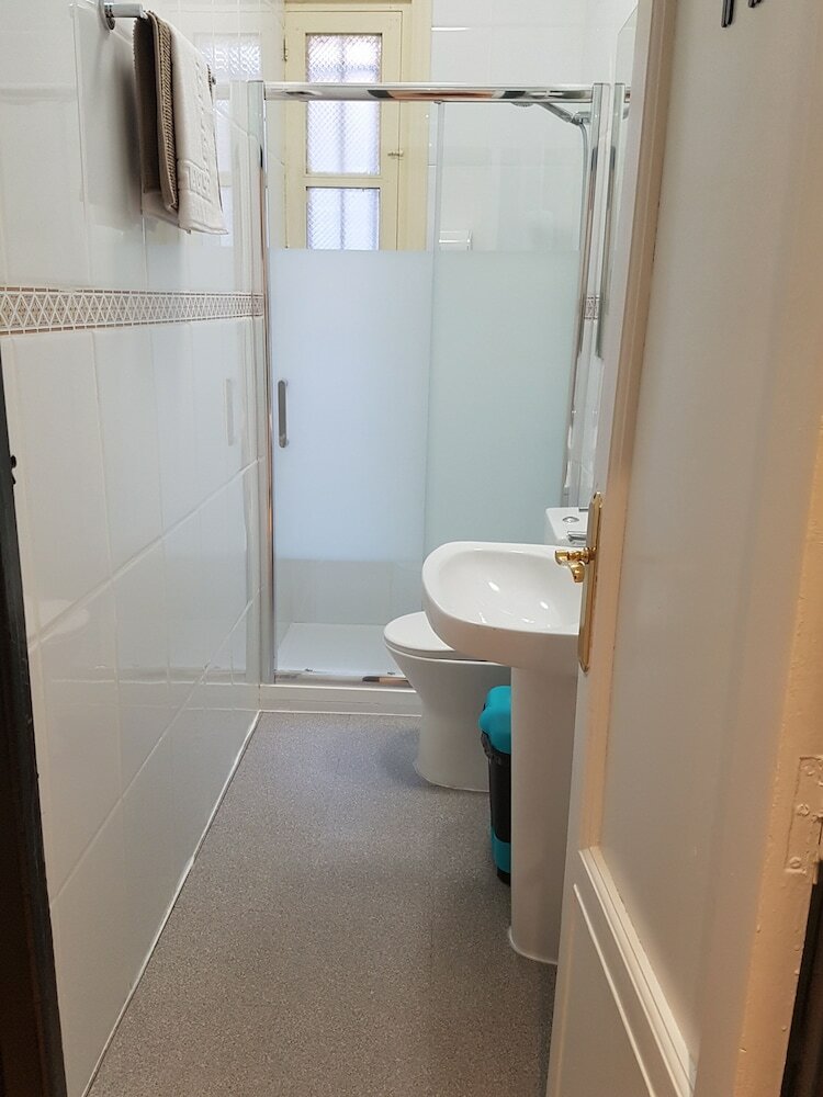 Hotel Hostal Salamanca Home