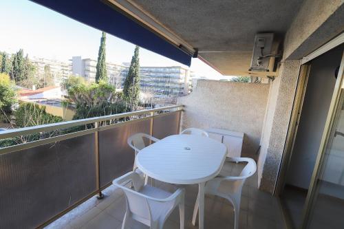 Apartamento Different Pere III