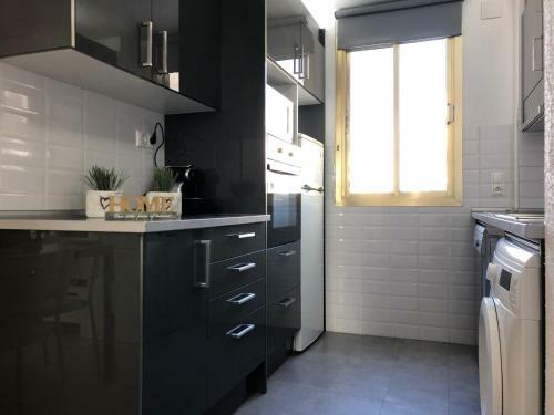 T&h Novelty 415 Family Apartment