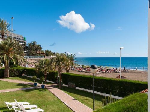Beachfront Apartment Las Burras Mra 02