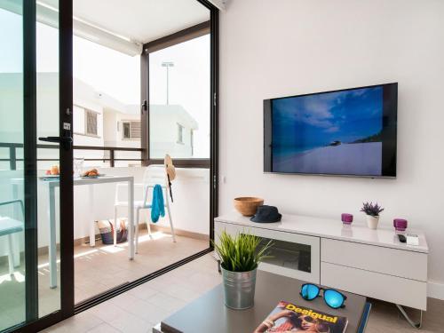 Beachfront Apartment Siesta 21 San Agustin Playa