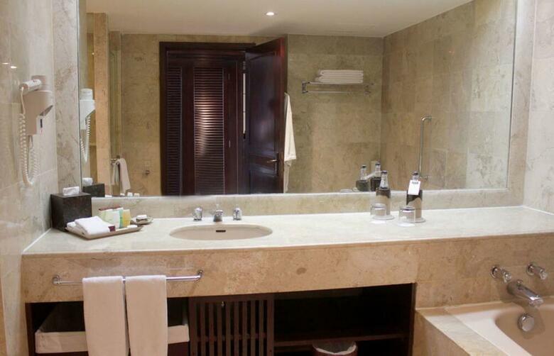 Hotel Ayodya Resort Bali