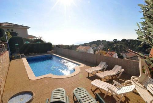 Sant Cebria De Vallalta Villa Sleeps 7 Pool Wifi