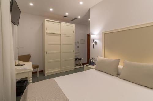 Hotel Emblem�tico Holiday Time