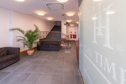 Hotel Emblem�tico Holiday Time