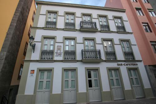 Hotel Emblem�tico Holiday Time