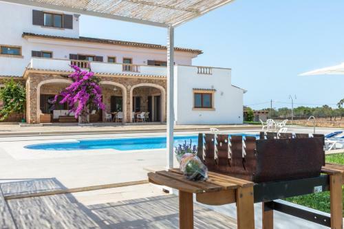 Villa Can Turquesa / Casa Turquesa