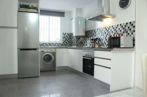 Triana Bridge Apartment