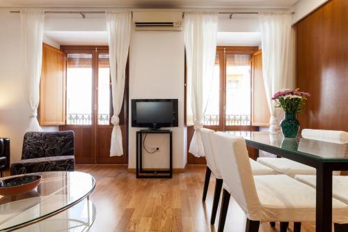 Artists Design - Space Maison Apartments