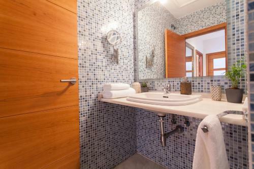Luxury Rooftop - Space Maison Apartments