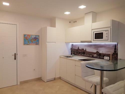 Reservaloen Apartamentos Murillo