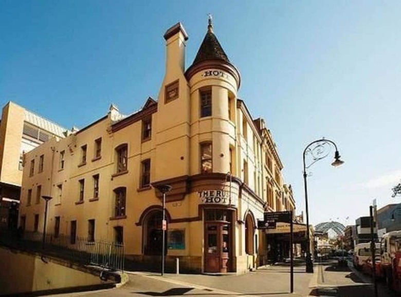 Russell Hotel In The Rocks