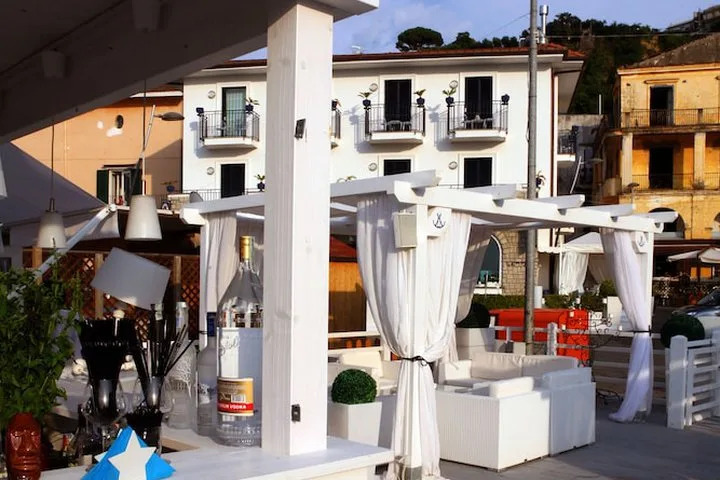 Hotel Le Ancore(.)