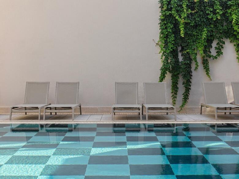 Pearl Hotel