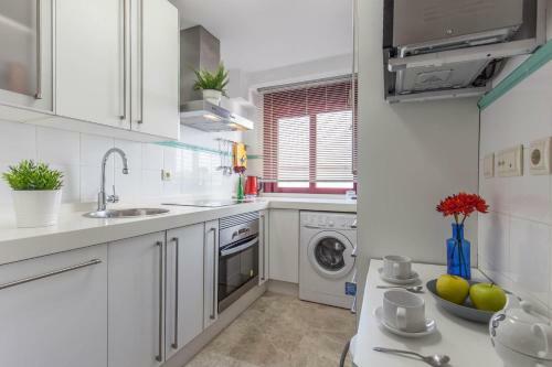 Modern Apartment 2 Bedroom Seville