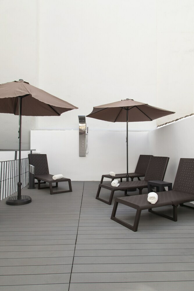 Hostal Welldone Metropol