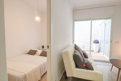 White Center Apartment