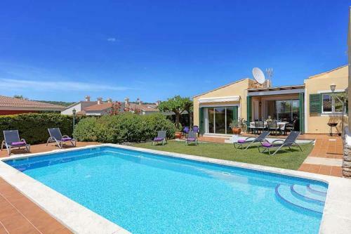 Torre Soli Nou Villa Sleeps 7 Pool Air Con Wifi