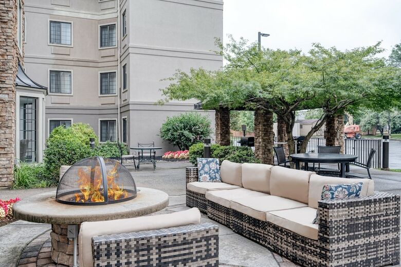 Hotel Staybridge Suites Allentown Be