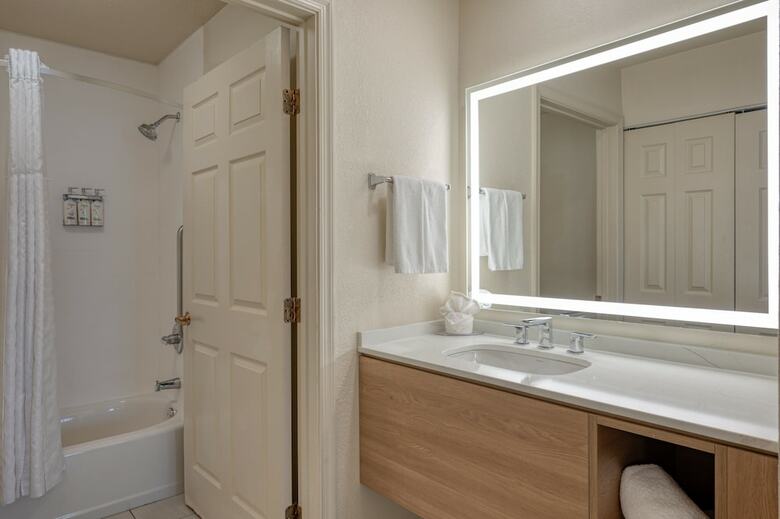 Hotel Staybridge Suites Allentown Be