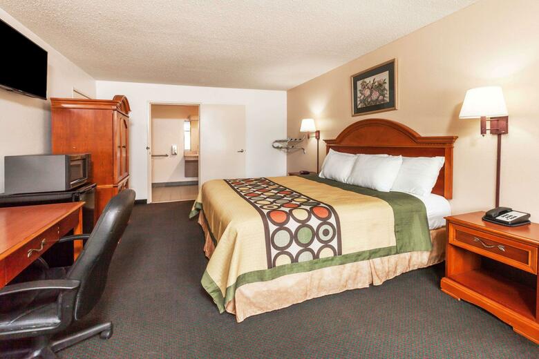 Hotel Super 8 Arlington East