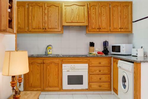 Tamariu Apartment Sleeps 6 Pool T425188