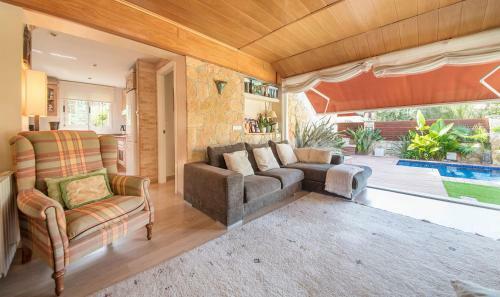 Bages House