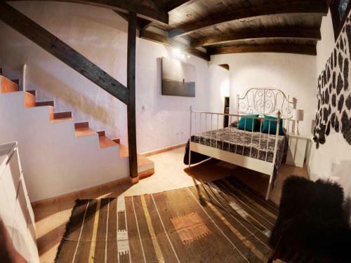 Tinajo Villa Sleeps 9 Pool Wifi