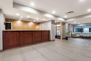 Hawthorn Suites By Wyndham Columbus-west Hotel
