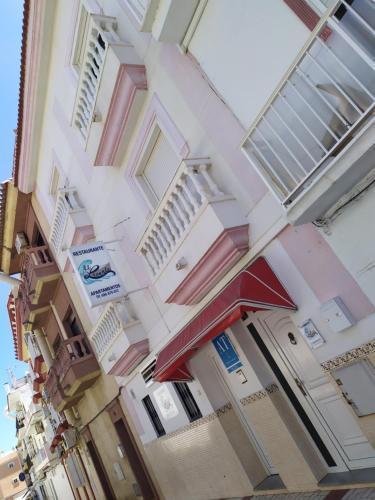 Apartamentos El Levante