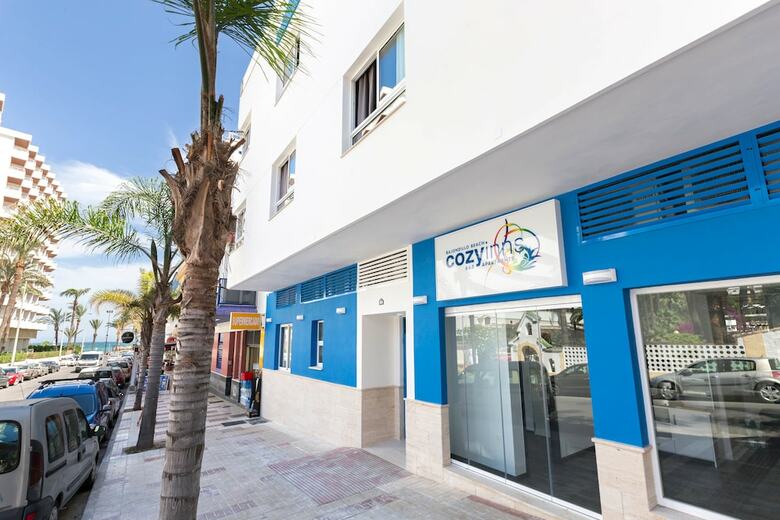 Hostal Bajondillo Beach Cozy Inns