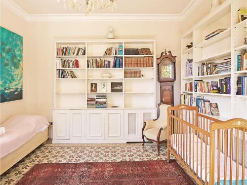 Thirteen-bedroom Holiday Home In Vilanova Del Valles