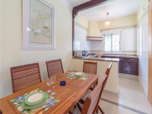 Two-bedroom Holiday Home In Velez - Malaga