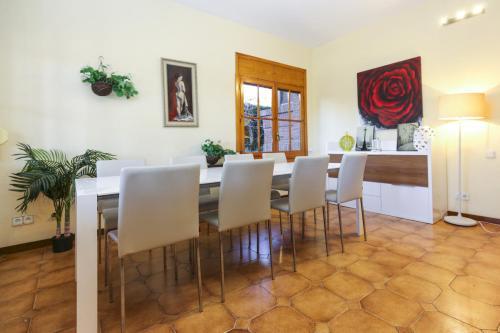 Villa Geranis - Piscina Privada